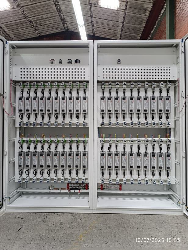 CCM con pulsadores de mando en exterior — GYTE